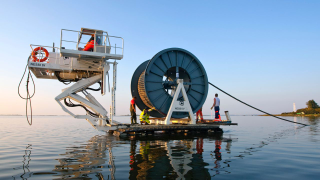 Google and Facebook Are Laying a Big Cable